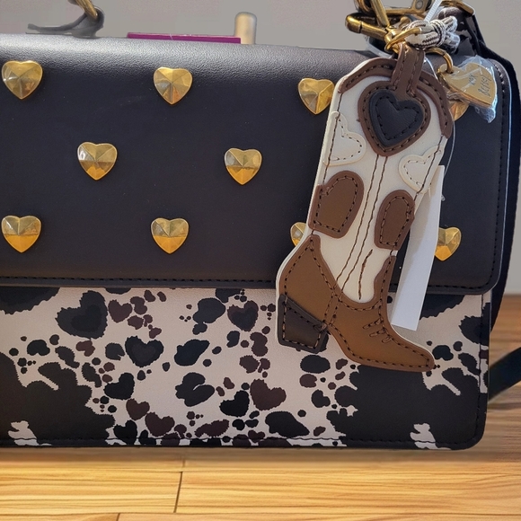 Betsy Johnson NwT Stylish Black and Gold Women's Bag - Picture 8 of 8